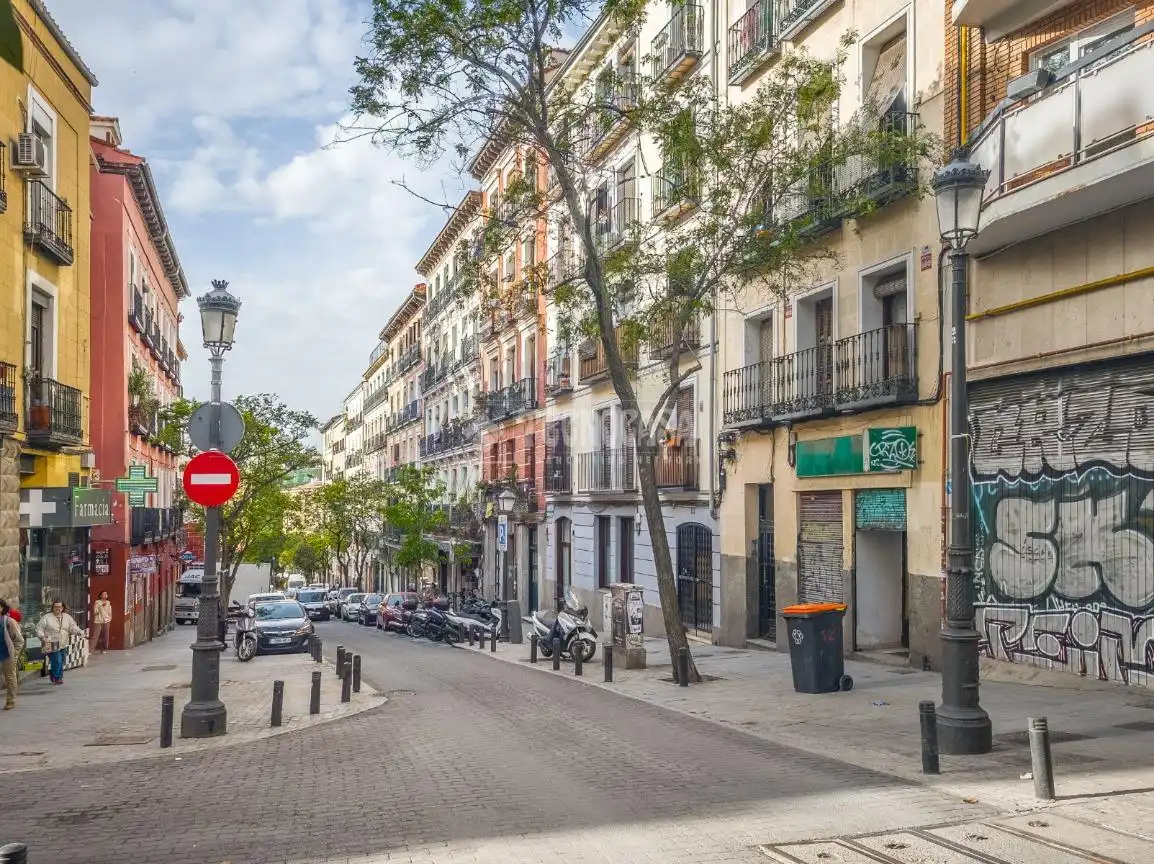 Vista exterior de Piso en venta en Madrid con Aire acondicionado, Calefacción y Balcón