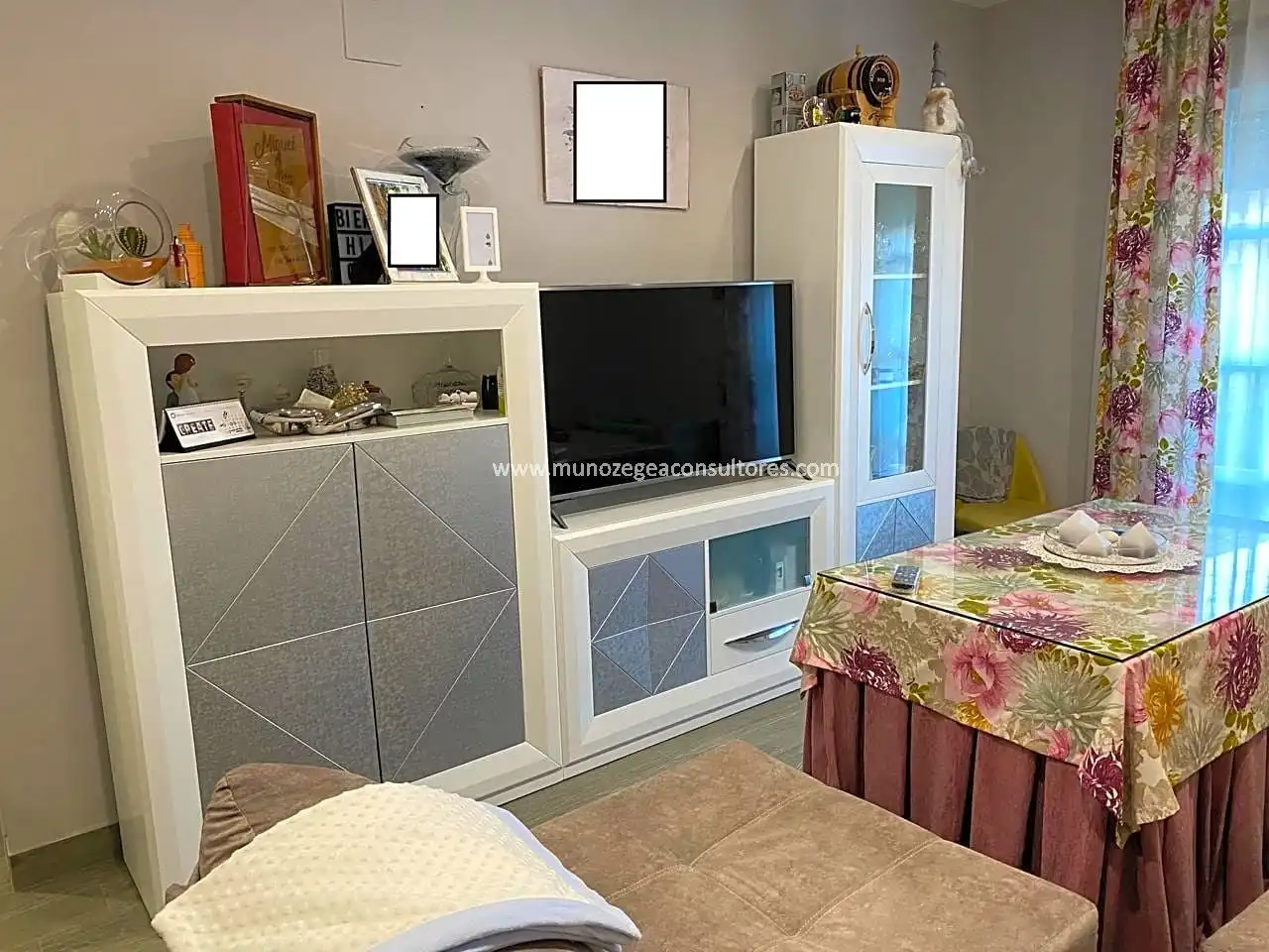 Sala de estar de Piso en venta en Lucena con Aire acondicionado