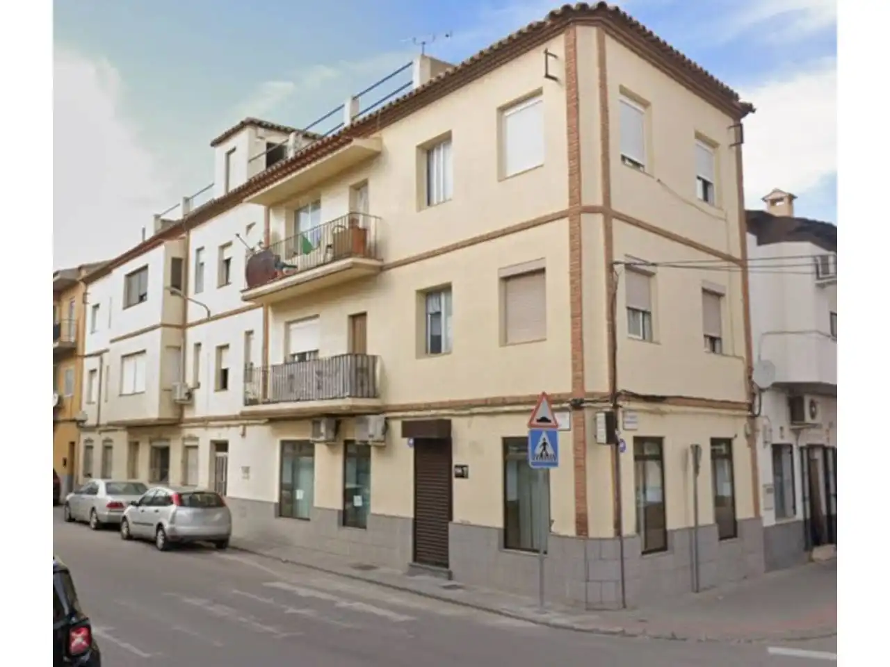 Vista exterior de Piso en venta en Mora con Calefacción y Terraza