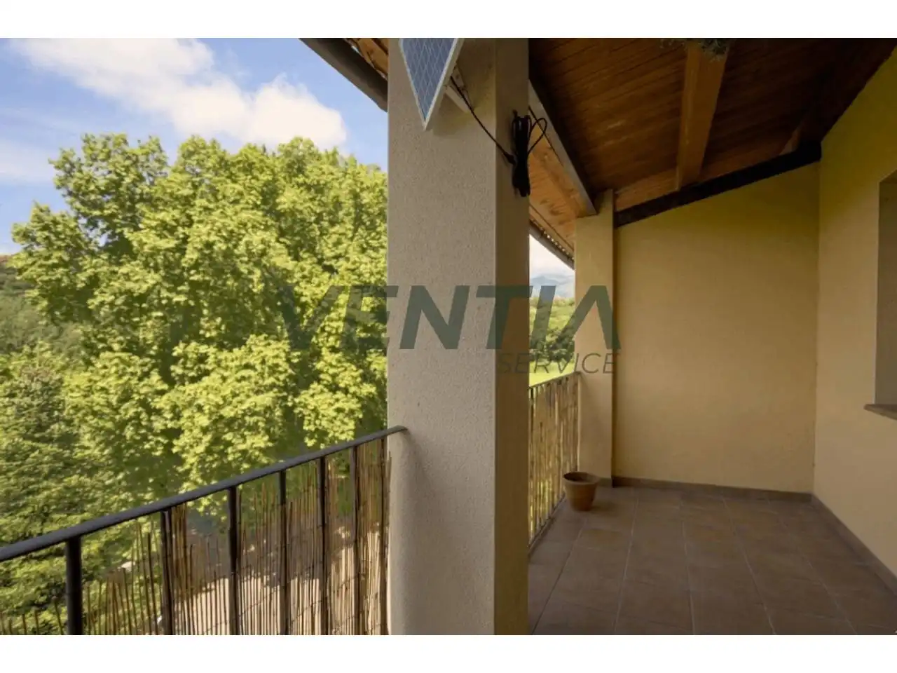 Terraza de Dúplex en venta en Berga con Calefacción, Trastero y Balcón