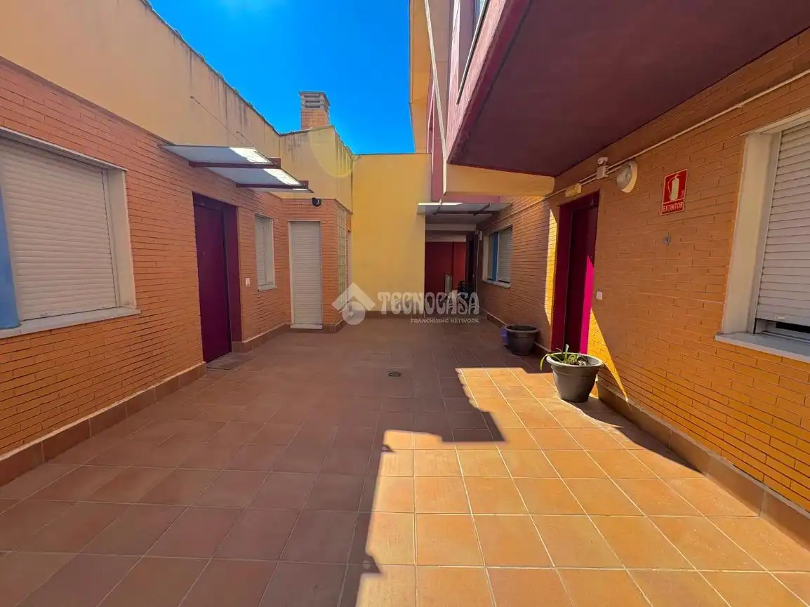 Piso con ascensor en venta en Patrocinio - Nueva Talavera, imagen 3