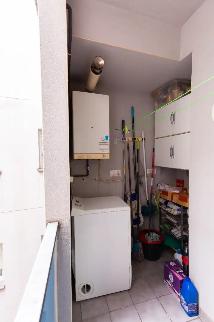 Piso en venta en Figueres con Aire acondicionado, Parquet y Balcón