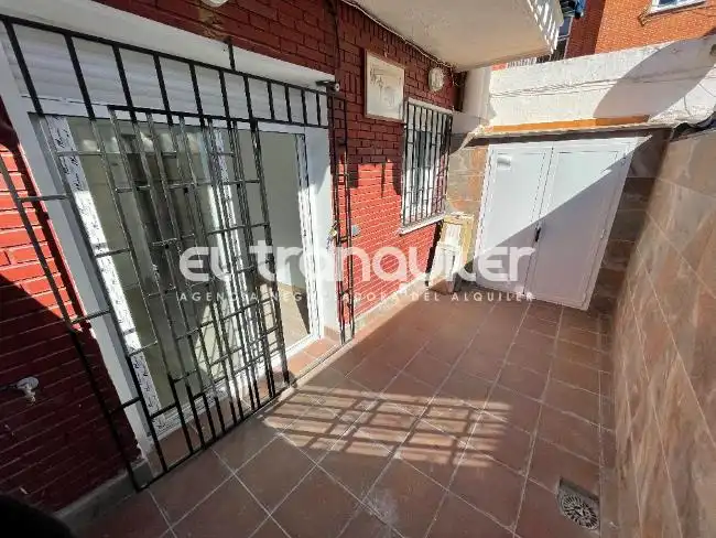 Vista exterior de Piso en venta en Getafe con Terraza y Lavadora