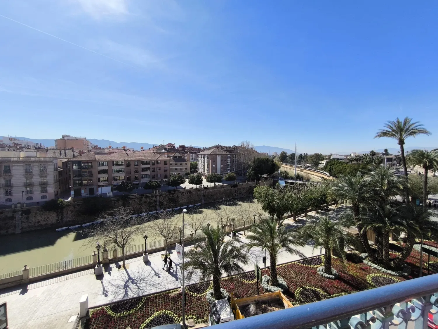 Vista exterior de Dúplex de alquiler en  Murcia Capital con Aire acondicionado, Calefacción y Lavadora