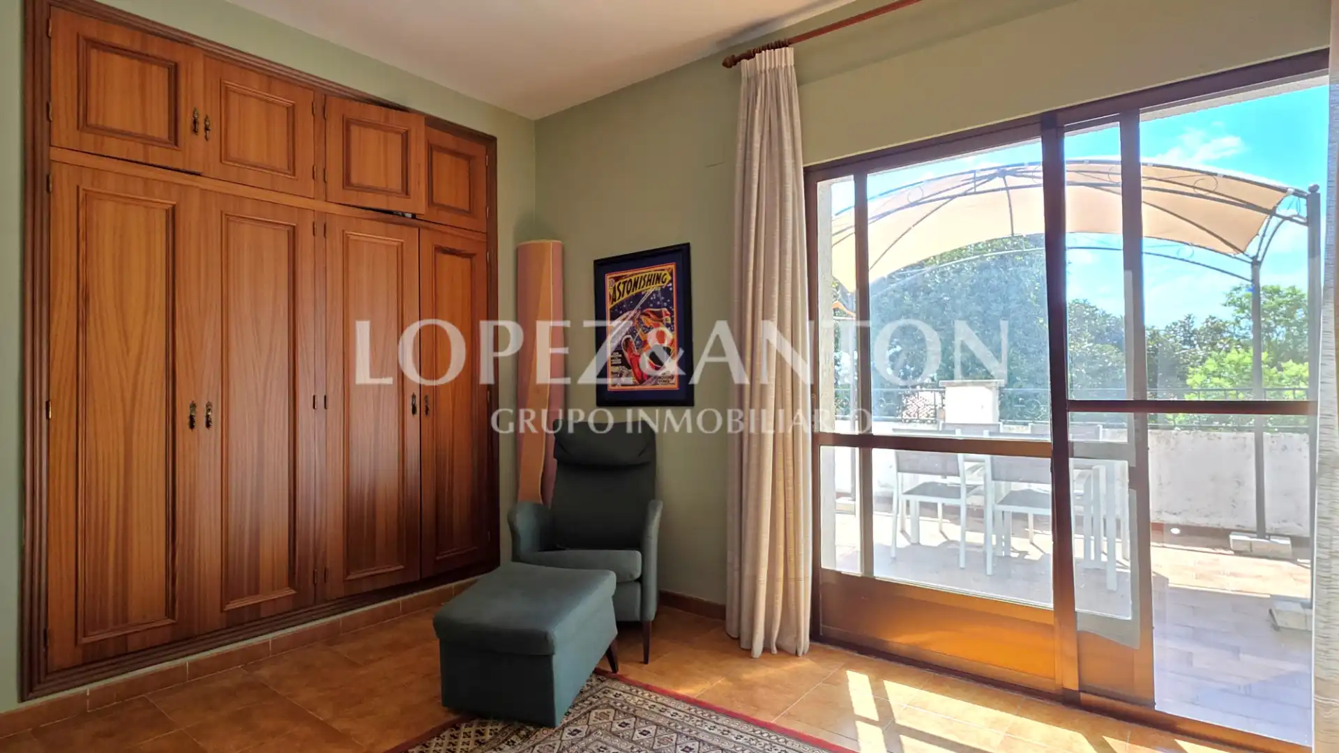 Vista exterior de Casa o chalet en venta en Paterna con Aire acondicionado, Jardín privado y Terraza