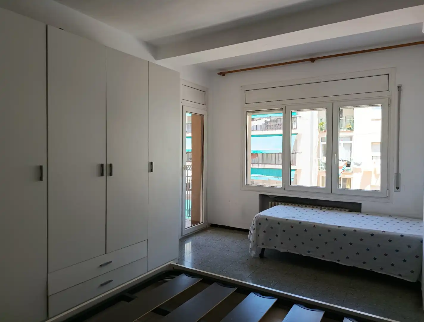 Schlafzimmer von Wohnung zum Verkauf in Girona mit Heizung, Terrasse und Balkon