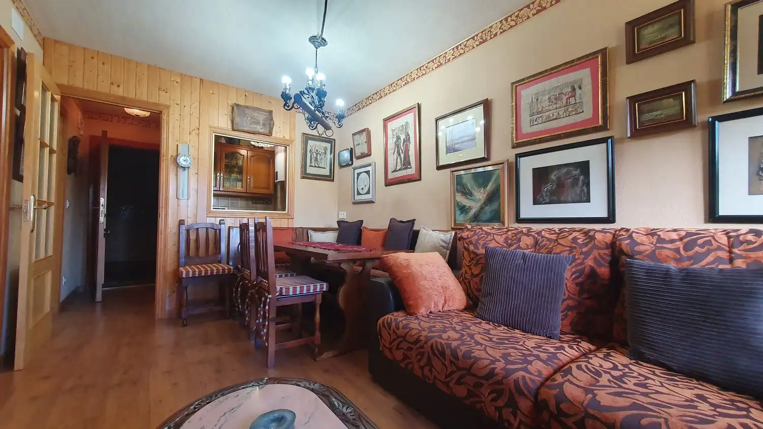Sala de estar de Piso en venta en Lena con Calefacción y Piscina
