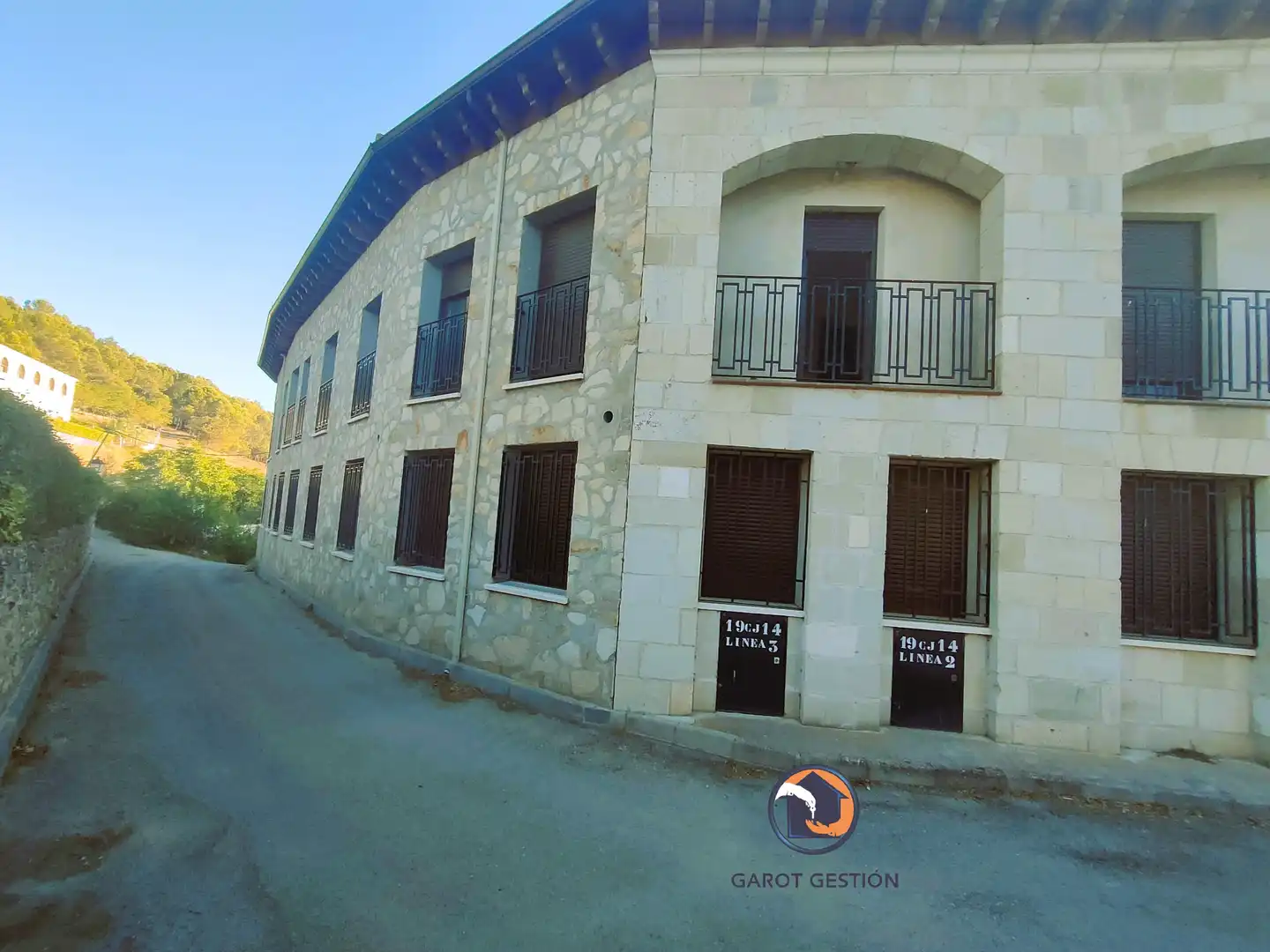 Exterior view of Duplexes for sale in Fuentelencina  with Heating, Terrace and Oven