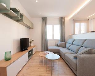 Living room of Flat for sale in  Madrid Capital  with Air Conditioner, Terrace and Balcony