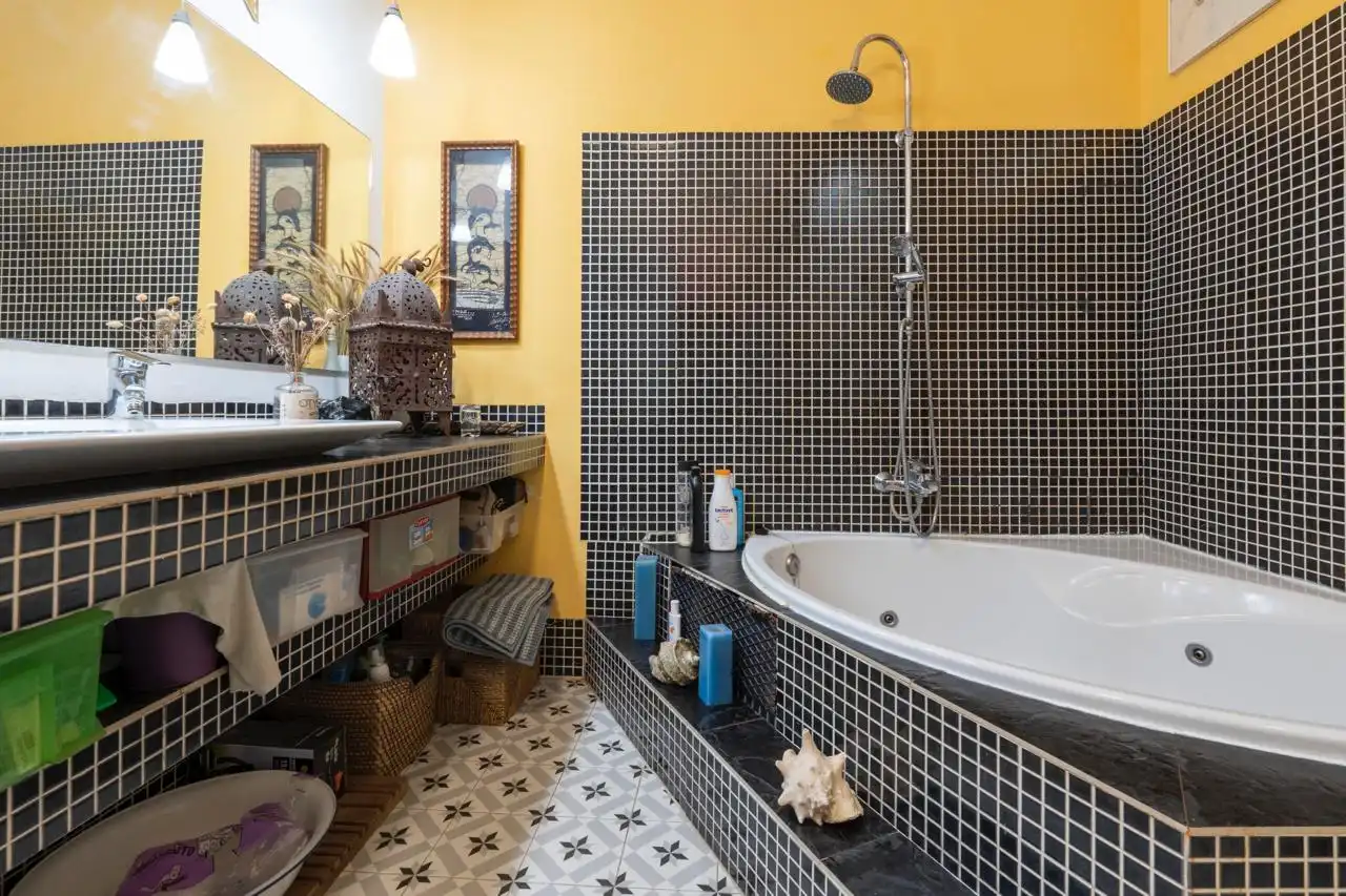 Flat with lift for sale in Calle de Oriente, imagen 4