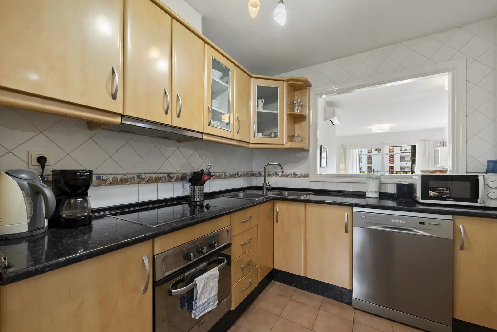 Kitchen of Ground floor for sale in Mijas  with Air Conditioner, Terrace and Swimming Pool