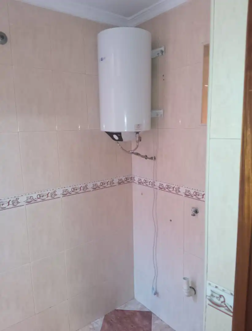 Bany de Pis en venda en Córdoba amb Aire condicionat, Terrassa i Moblat