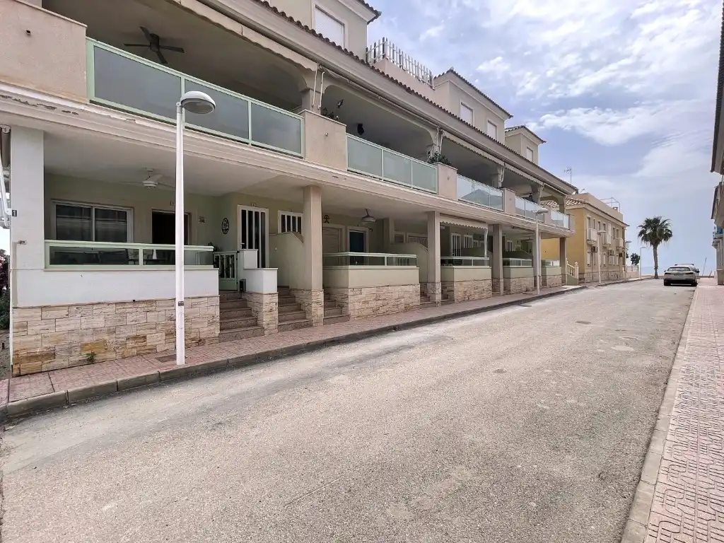 Vista exterior de Apartament en venda en Cuevas del Almanzora amb Aire condicionat i Terrassa