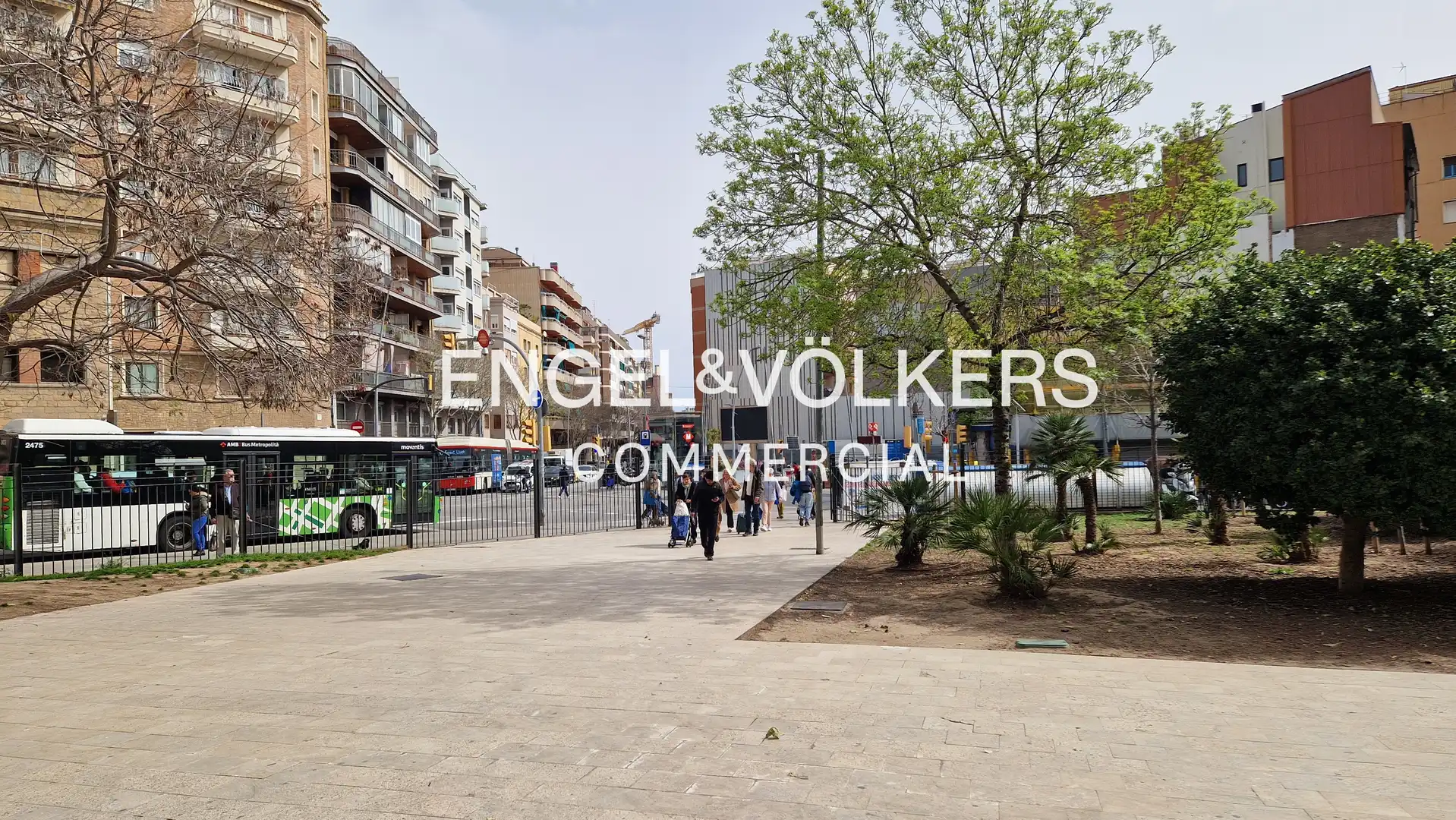 Buildings for sale in Collblanc