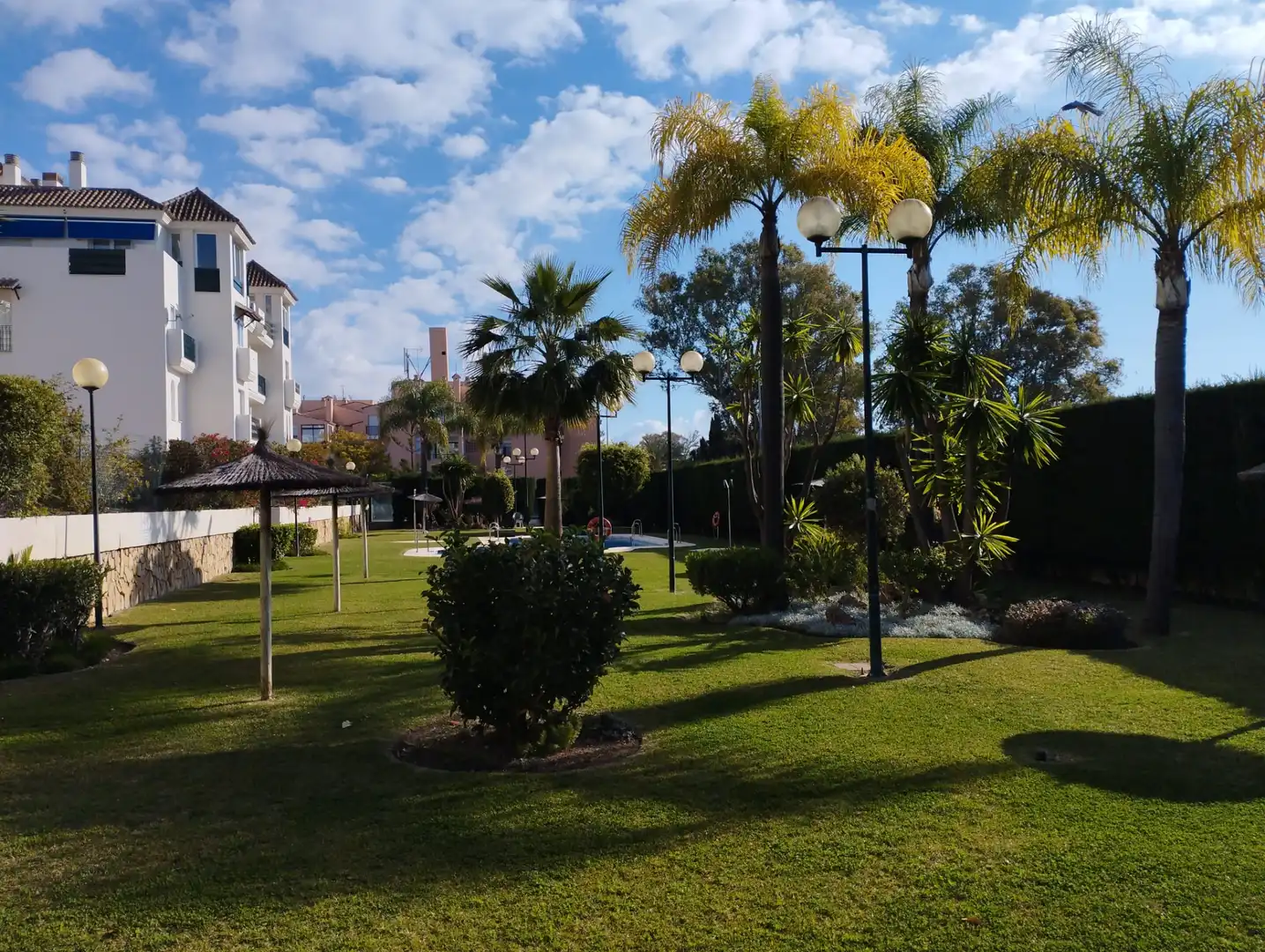 Jardí de Apartament de lloguer en Marbella amb Aire condicionat, Calefacció i Terrassa