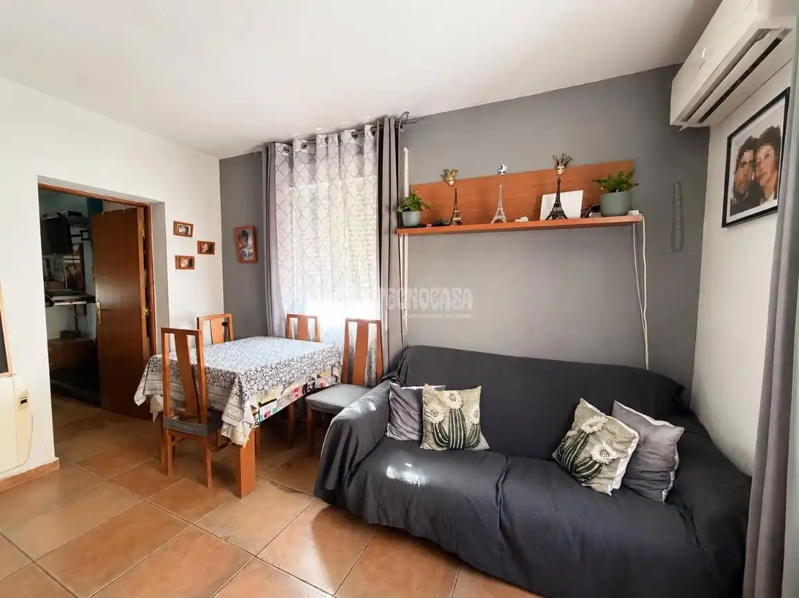Flat for sale in Calle Angela González, imagen 7
