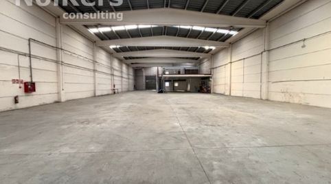 Foto 3 von Fabrikhallen zur Miete in Santa Maria - Terra Nostra, Montcada i Reixac
