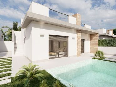 Semi-detached house with pool for sale in Roldán