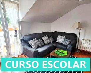Sala d'estar de Pis de lloguer en Castañeda amb Terrassa, Moblat i Forn