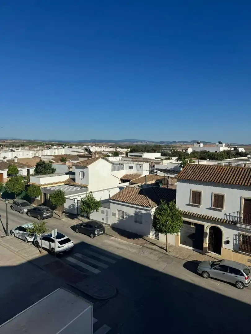 Vista exterior de Pis en venda en Arcos de la Frontera