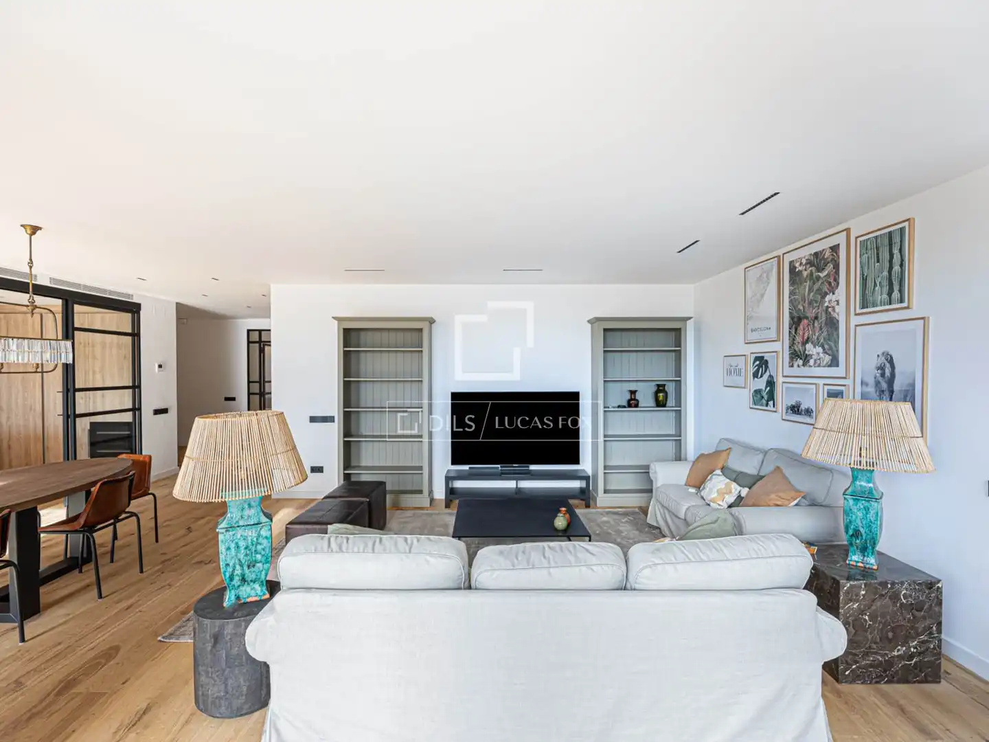 Sala de estar de Piso en venta en Barcelona con Aire acondicionado, Calefacción y Parquet