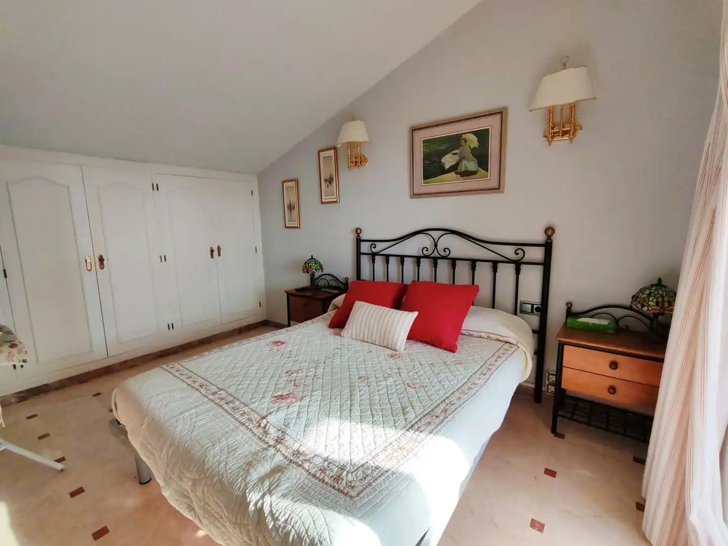 Dormitori de Dúplex en venda en La Carihuela - Los Nidos