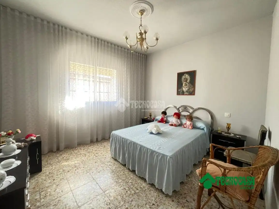 Casa adosada en venta en Santo Domingo-Caudilla