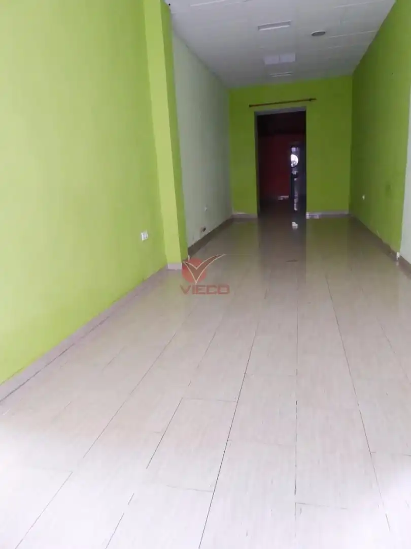 Local comercial en venda a AVDA. CASTILLA LA MANCHA, imagen 2