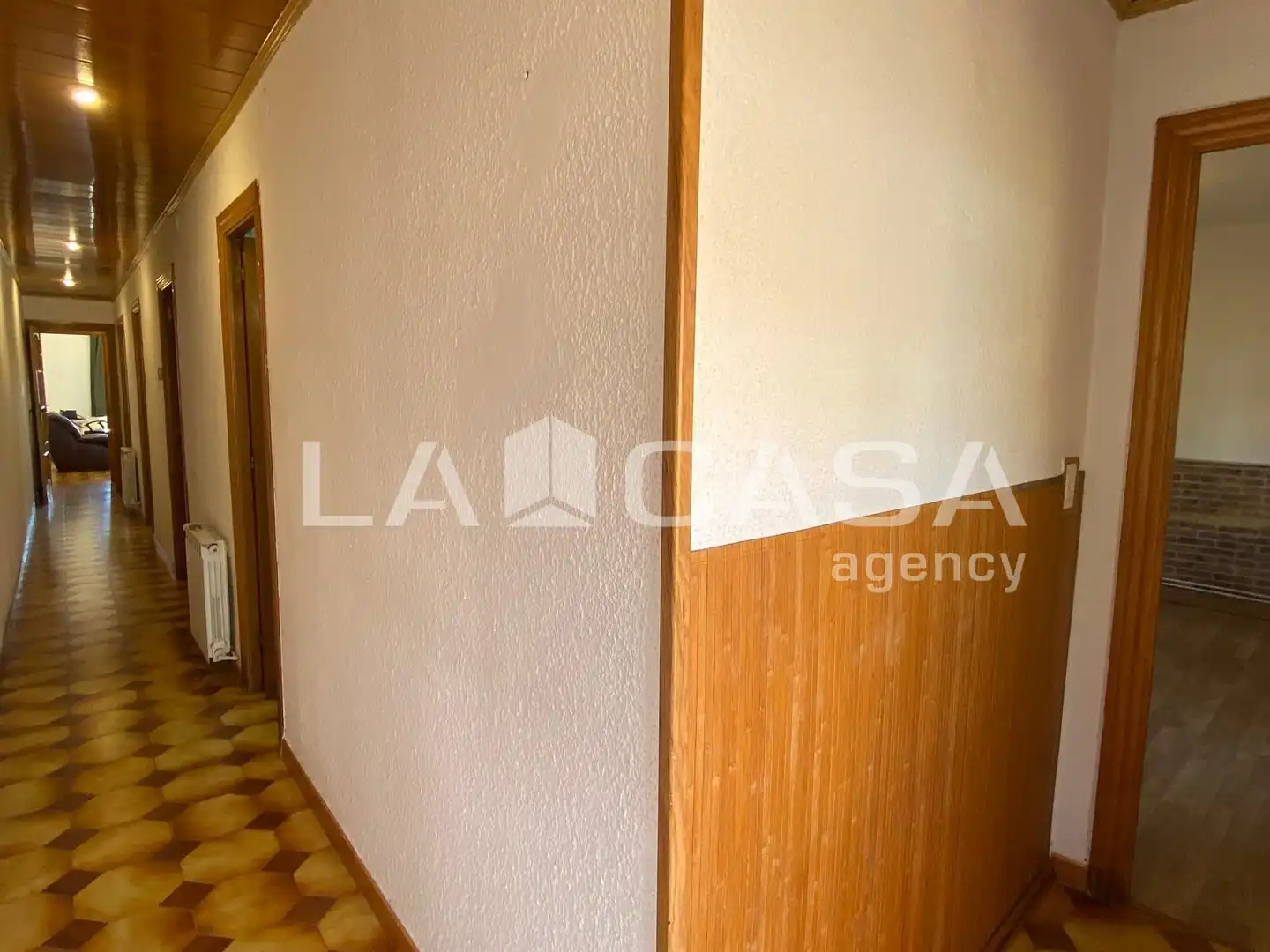 Ático en venta en Santa Coloma de Gramenet con Calefacción, Terraza y Trastero