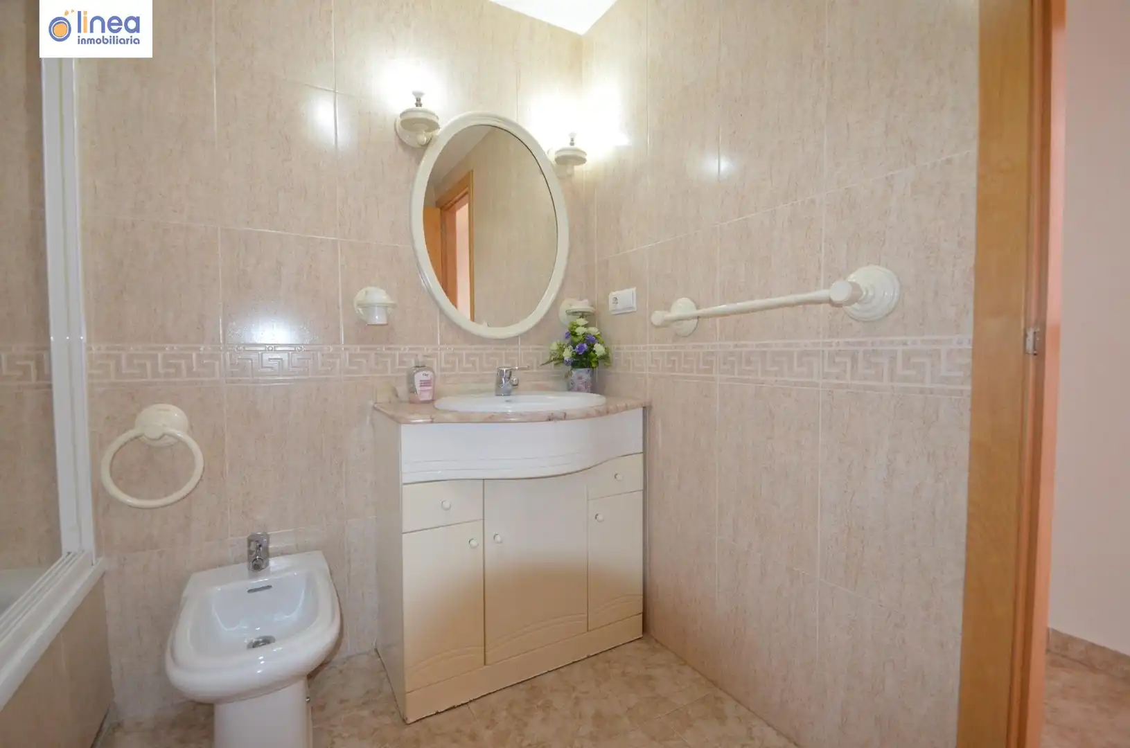 Bathroom of Flat for rent in Roquetas de Mar  with Air Conditioner, Terrace and Storage room