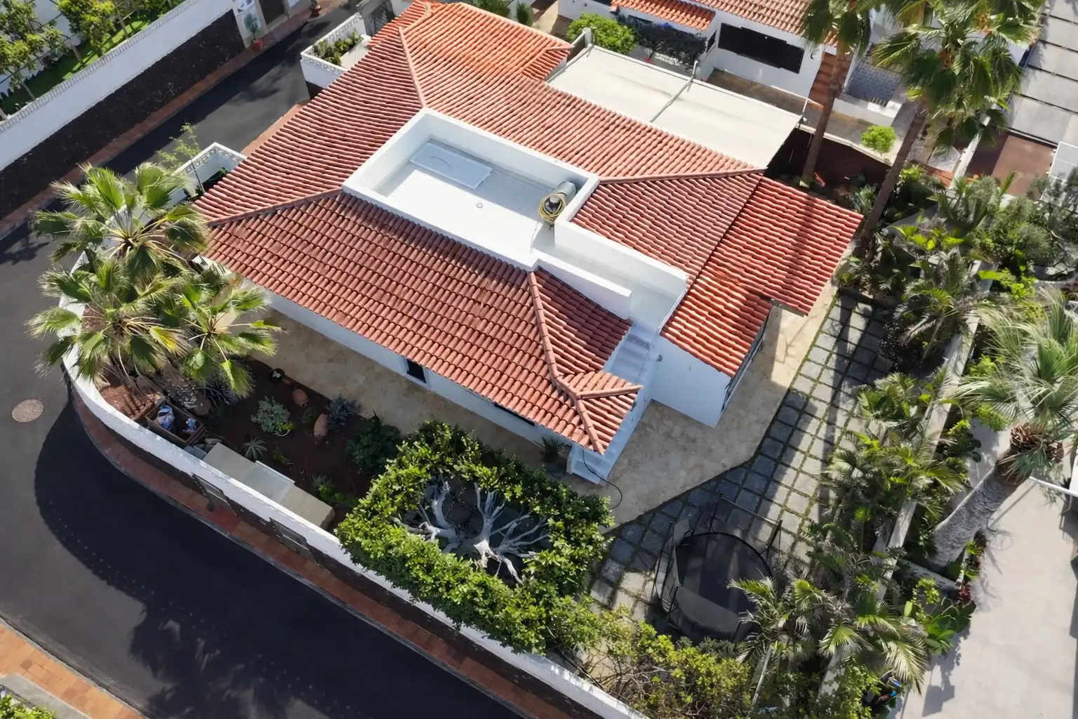 Vista exterior de Casa o chalet en venta en Arona con Jardín privado, Terraza y Amueblado