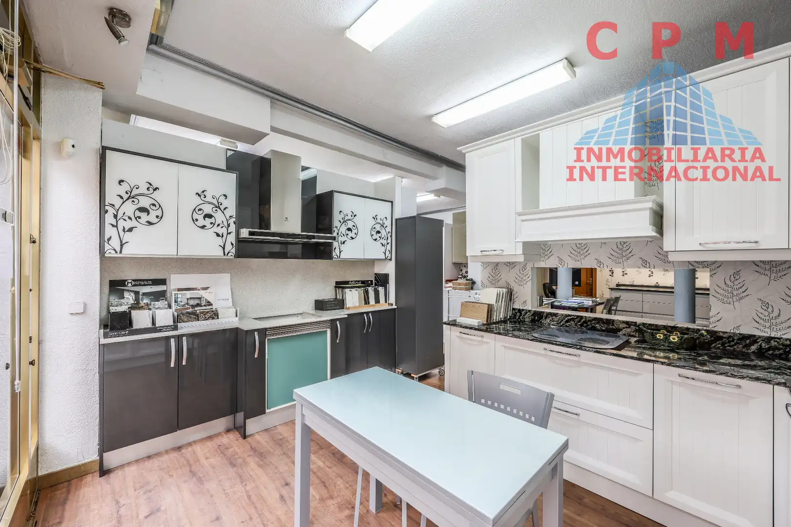 Cocina de Local de alquiler en Madrid con Aire acondicionado, Calefacción y Parquet