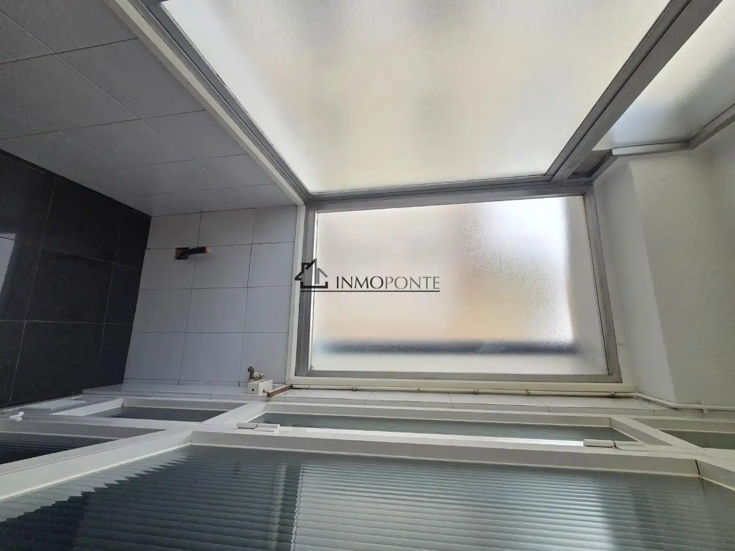 Flat with lift to rent in Zona de Plaza de Barcelos, imagen 17