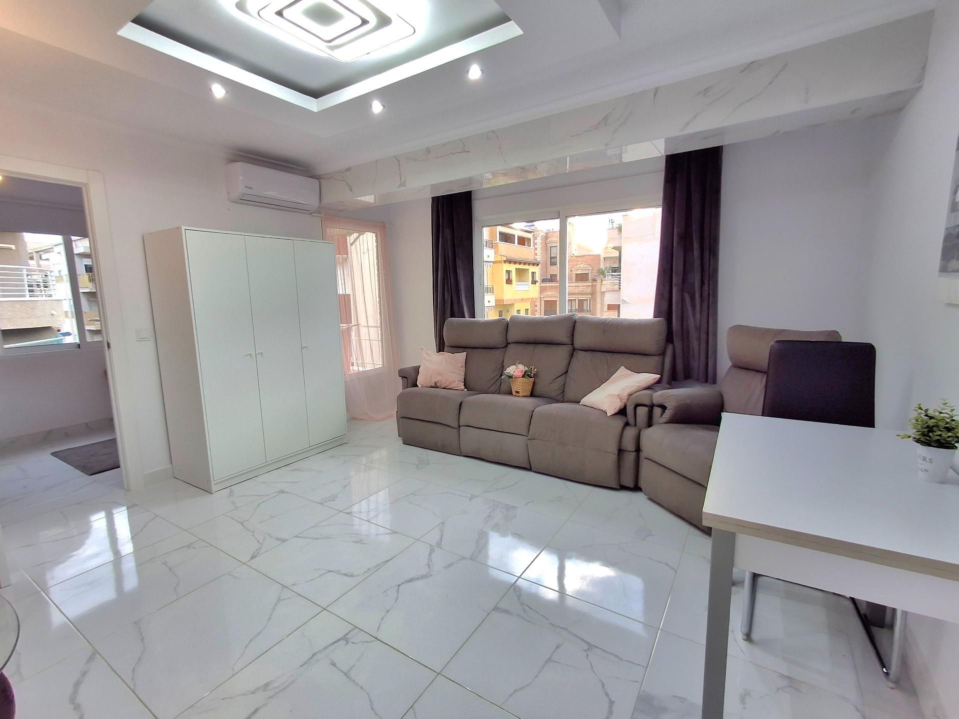 Sala d'estar de Apartament de lloguer en Torrevieja