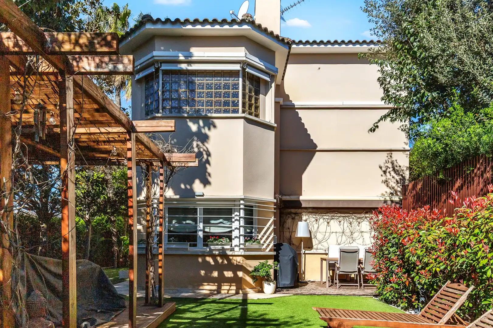 Exterior view of Houses for sale in Sant Just Desvern  with Air Conditioner, Heating and Terrace