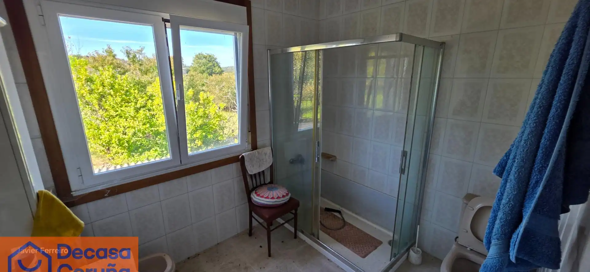 Bathroom of Houses for sale in Coirós  with Private garden, Storage room and Balcony