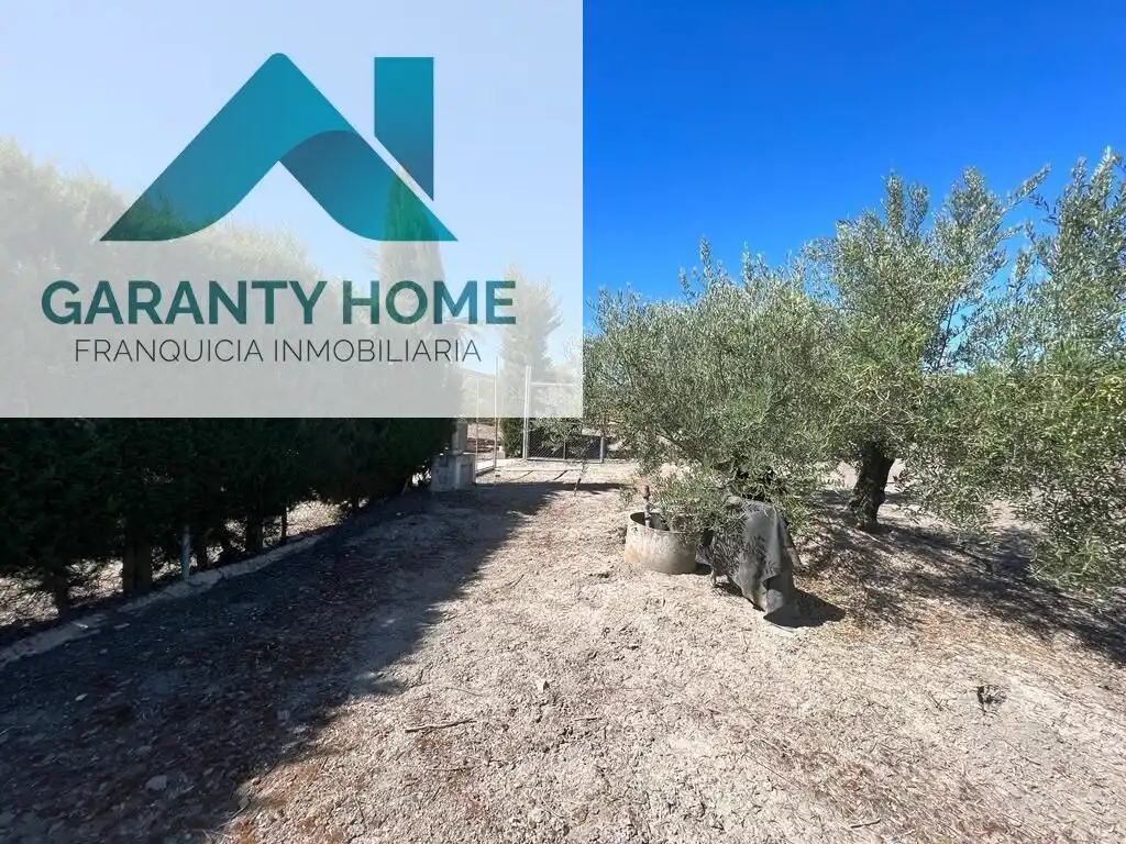 Finca rústica en venta en Martos con Aire acondicionado, Calefacción y Jardín privado