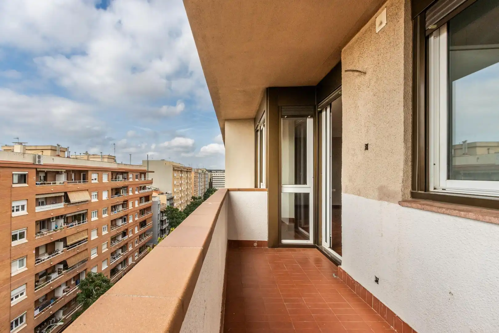 Balcony of Attic for sale in Sabadell  with Air Conditioner, Heating and Parquet flooring