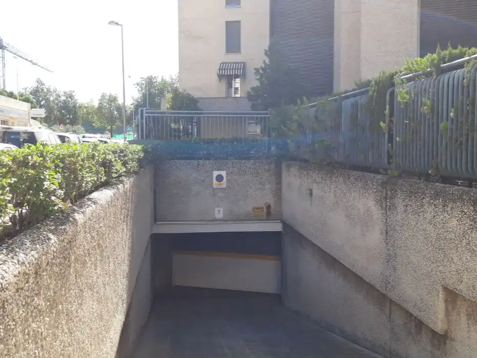 Parking de Garaje de alquiler en Sevilla