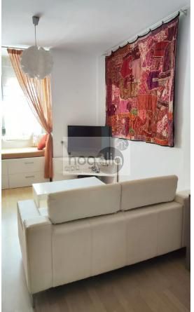 Sala d'estar de Pis de lloguer en  Sevilla Capital amb Aire condicionat i Moblat