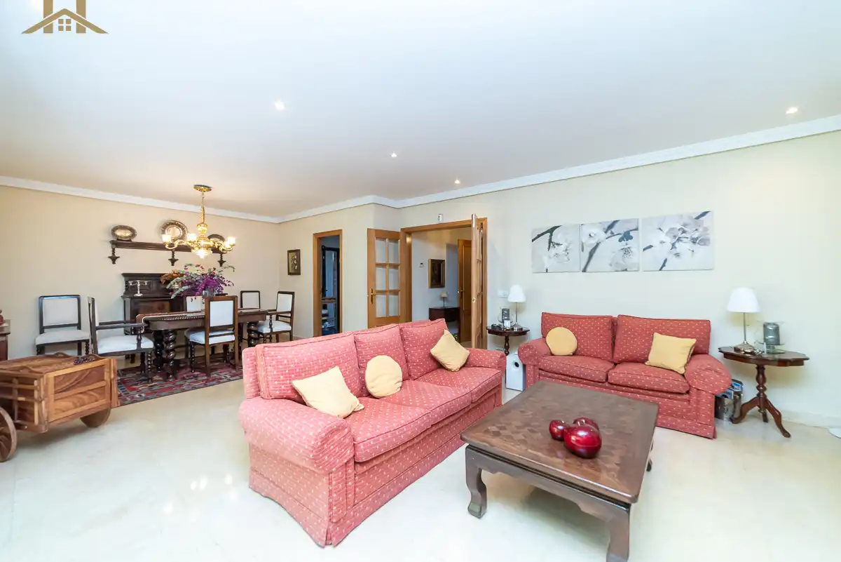 Living room of Detached homes for sale in Villanueva del Pardillo  with Air Conditioner, Heating and Private garden