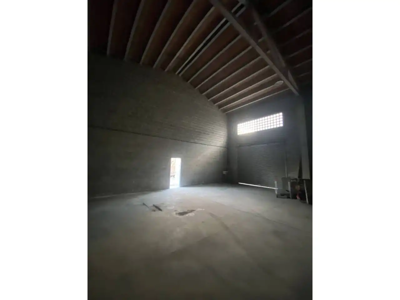 Nave industrial en venta en Sarrià de Ter