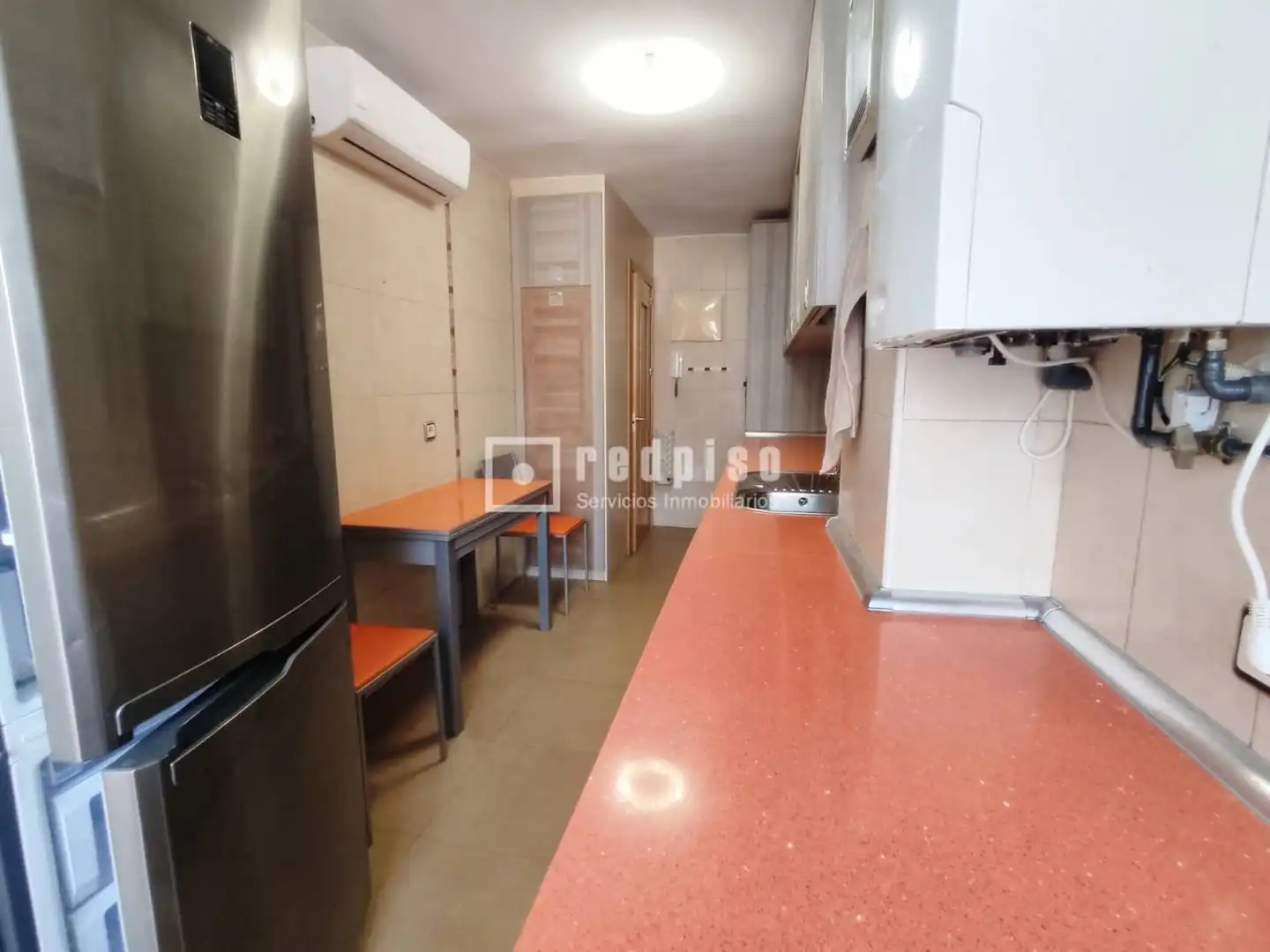 Cuina de Pis de lloguer en Móstoles amb Aire condicionat, Calefacció i Terrassa