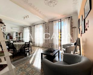 Living room of Flat for sale in  Barcelona Capital  with Balcony