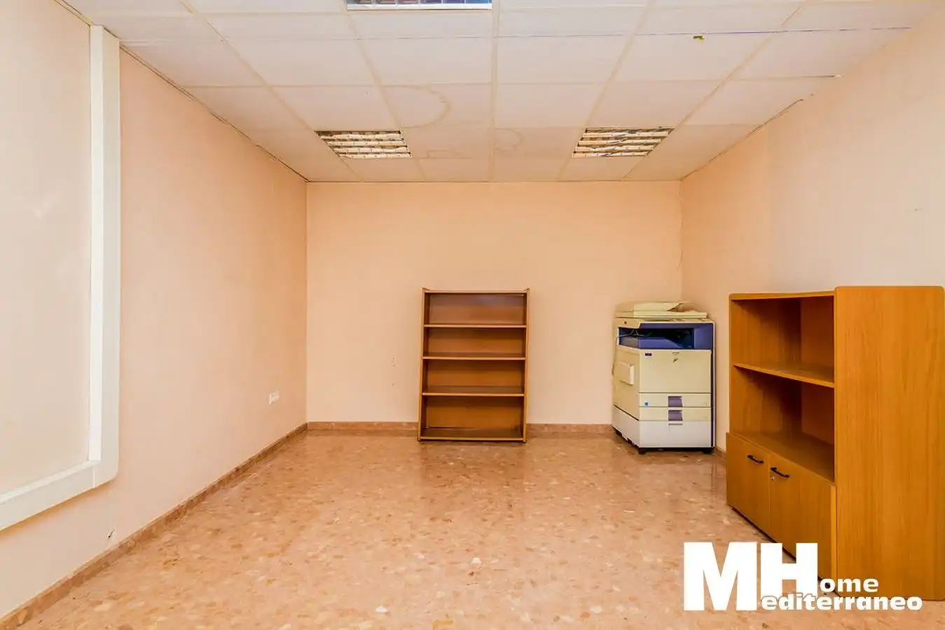 Office for sale in Vila-real  with Air Conditioner and Heating