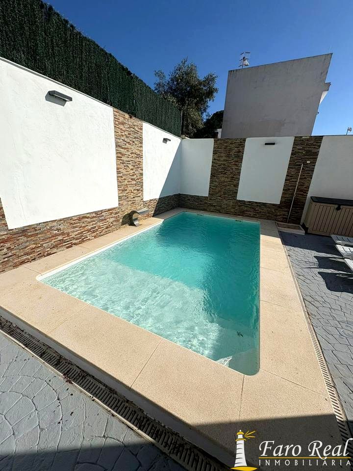 Piscina de Casa o xalet de lloguer en Sanlúcar de Barrameda amb Aire condicionat, Jardí privat i Piscina