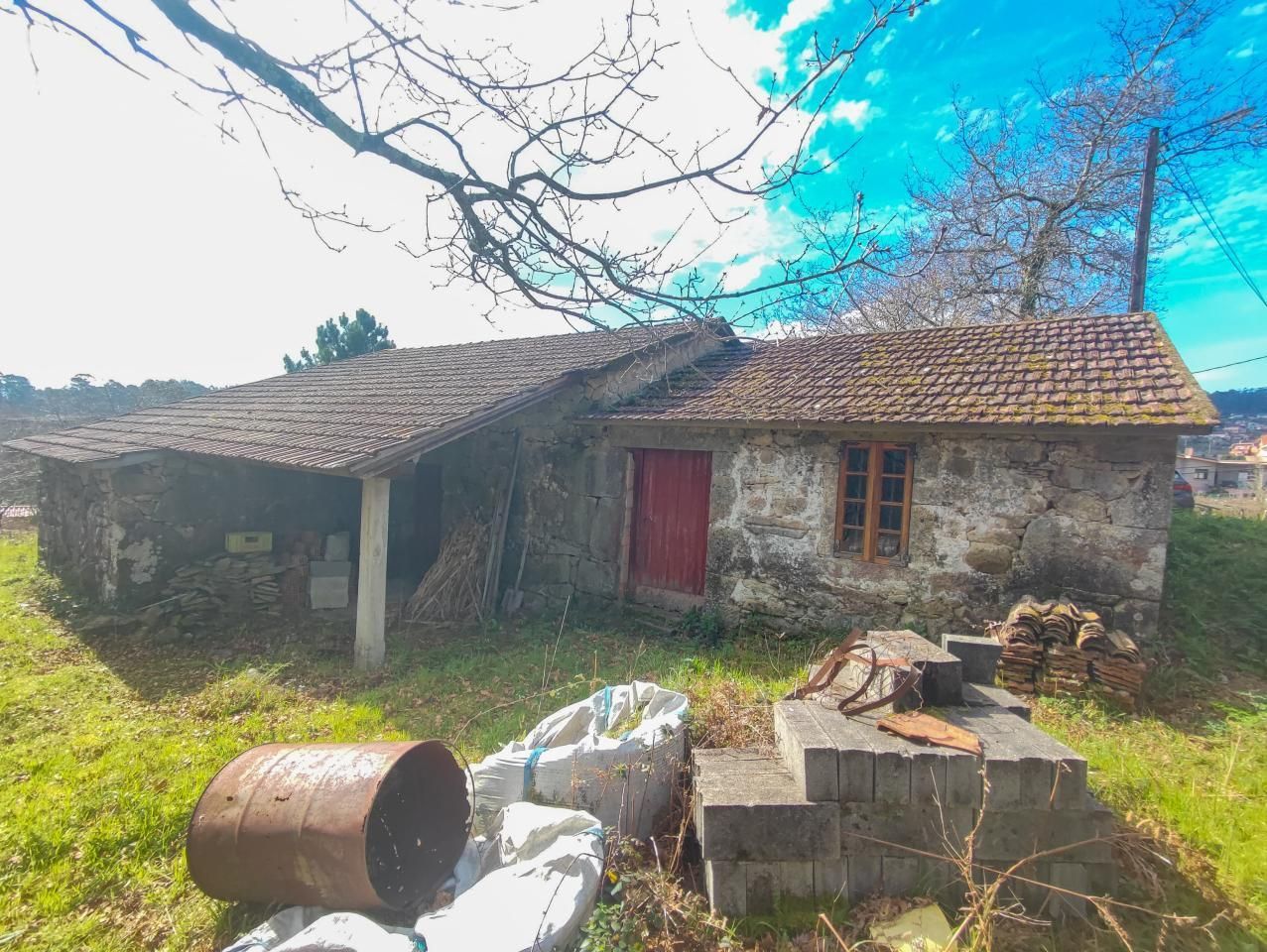 Vista exterior de Casa o xalet en venda en Mos amb Calefacció i Jardí privat