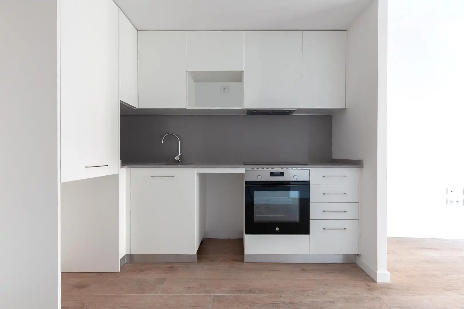 Piso en venta en Calle Esperanza Sánchez Carrascosa, 45, Valdeacederas
