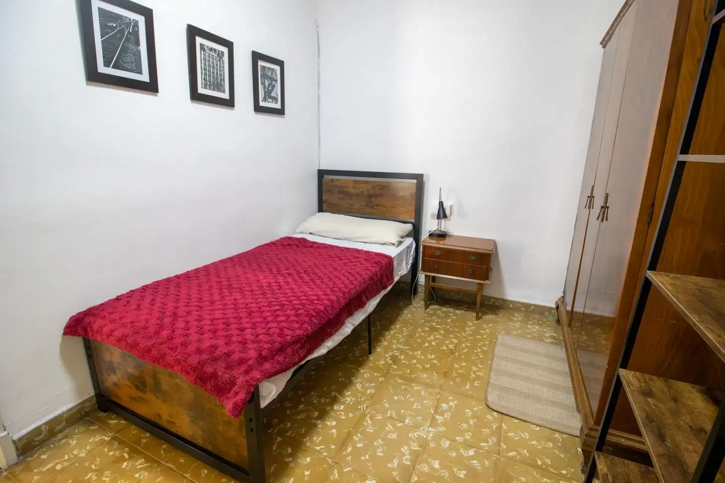 Bedroom of Flat for rent in Valencia  with Terrace and Furnished