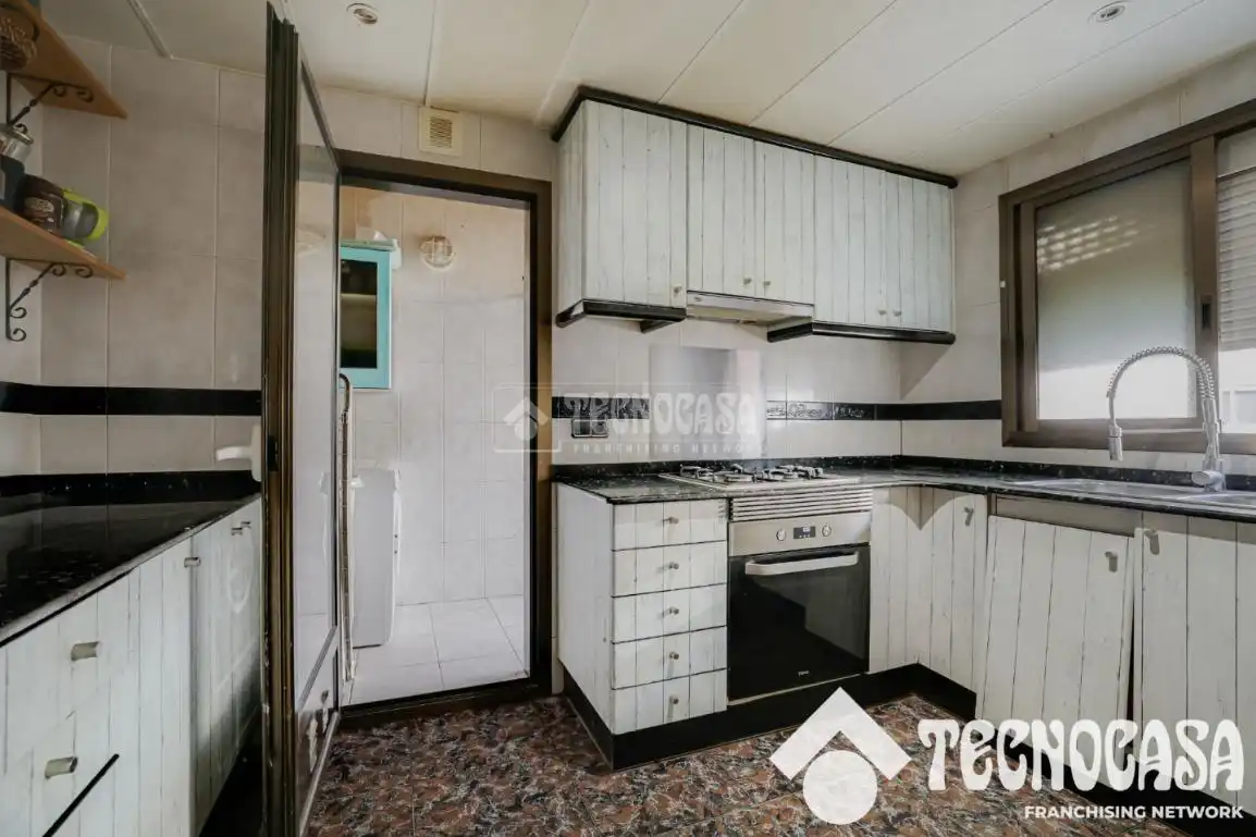Cocina de Piso en venta en El Prat de Llobregat